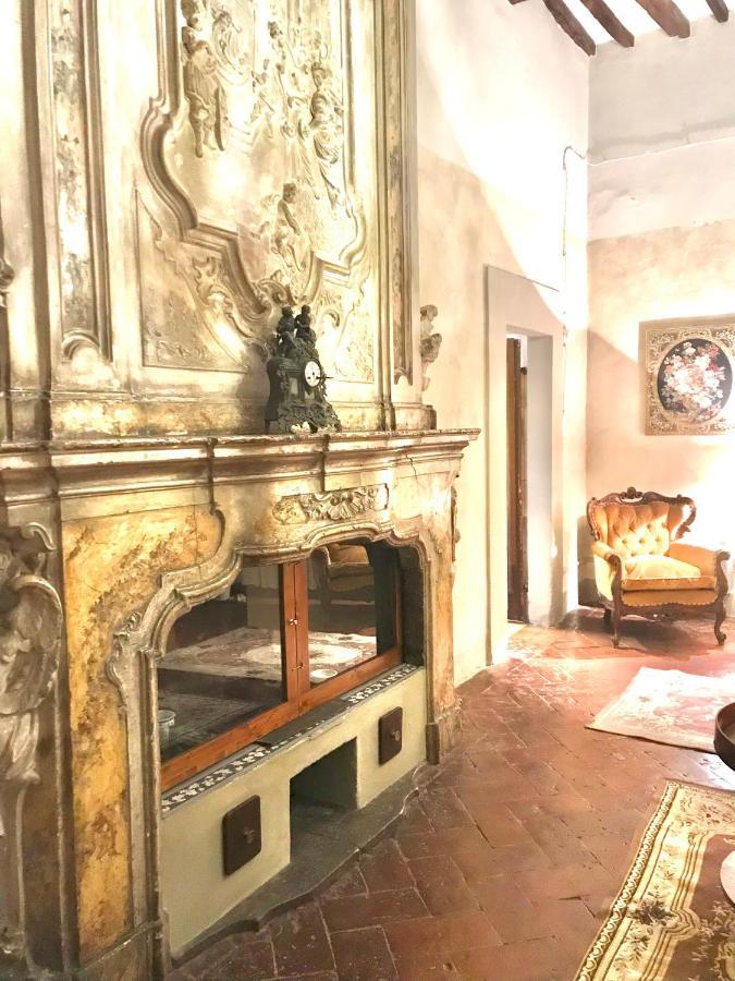 Suite Romantica Con Giardino In Dimora Storica - Camera E Appartamento - B&B Palazzo Robicci Castiglion Fiorentino Exteriör bild